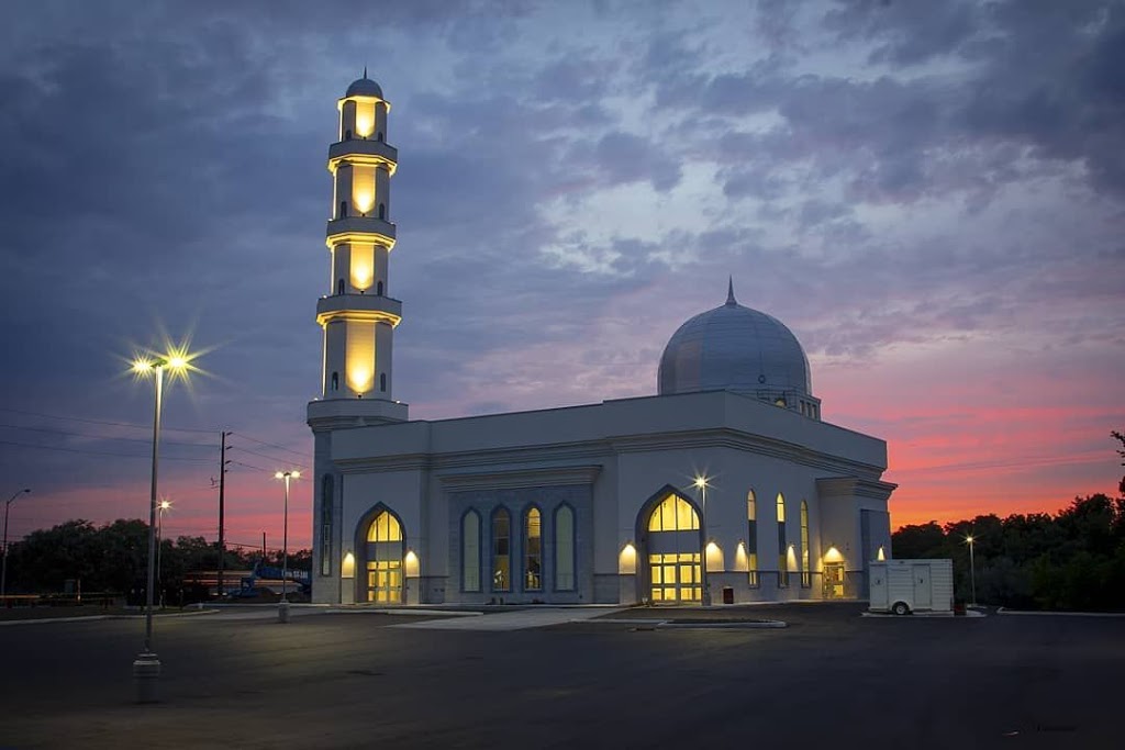 Masjid Mubarak 10545 Hurontario St Brampton, ON L6Z 2V9 Canada